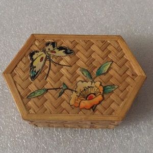 Bamboo butterfly jewelry box